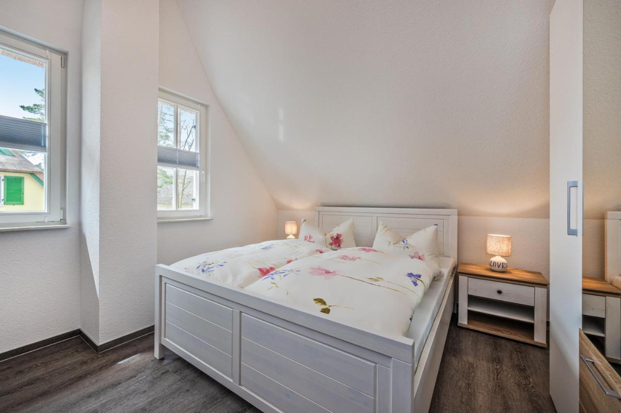 Reetdachhaus Am Haff Mit Sauna, Terrasse, Wlan Zirchow Exterior foto